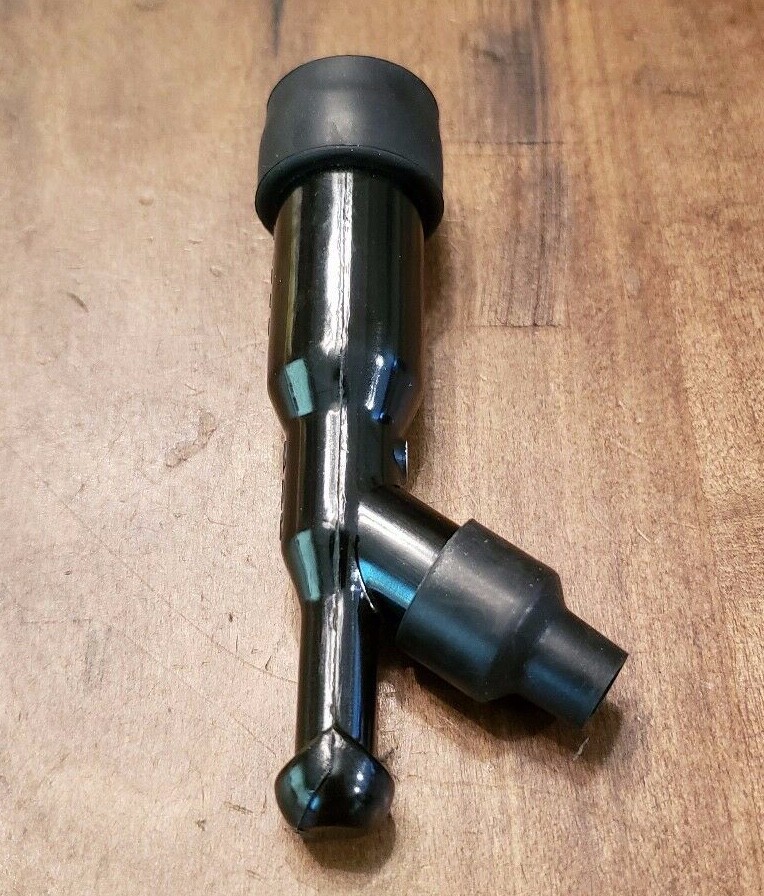 NEW Genuine HONDA Spark Plug Boot GX240 GX270 GX340 GX390 EM6500