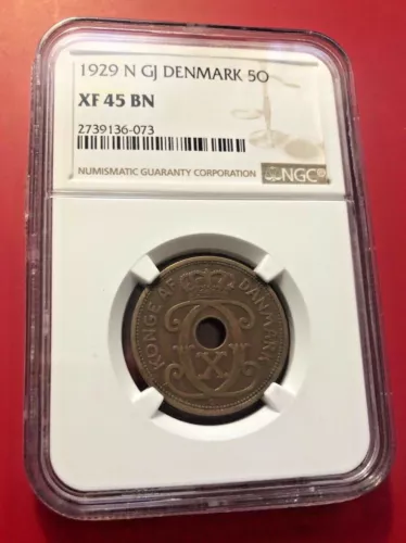 1929 N GJ Denmark 5 Øre Coin NGC XF 45 BN