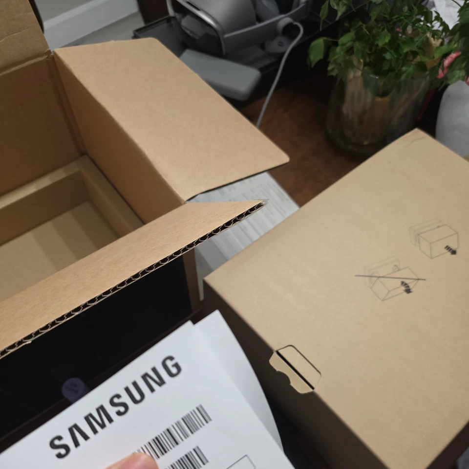 Fone de Ouvido de Realidade Virtual Samsung Galaxy XR - Imagem 4 de 4