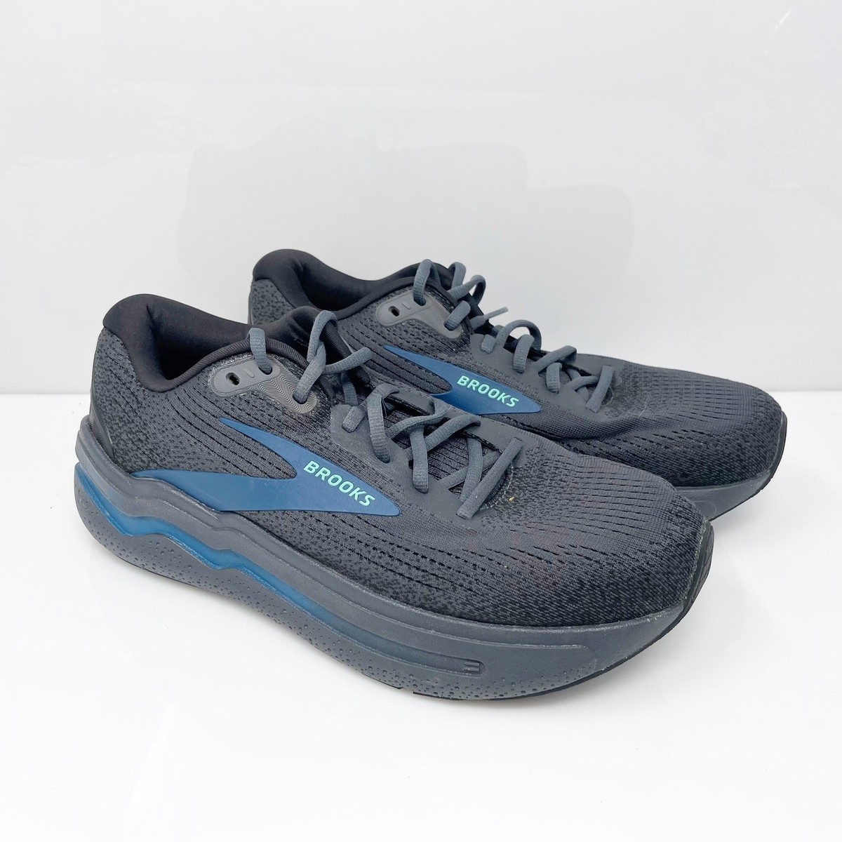 Brooks Mens Ghost Max 2 1104312E081 Black Running Shoes