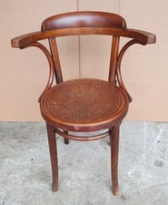 ANTIQUE VINTAGE BENT WOOD CHAIR          DELIVERY AVAILABLE