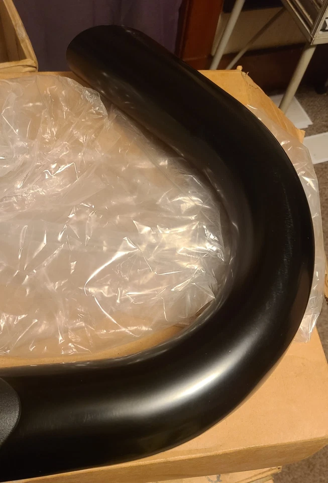 Oem GM accessories 2014-2019 chevy gmc truck running nerf board #12463797 in box - Image 2 of 4