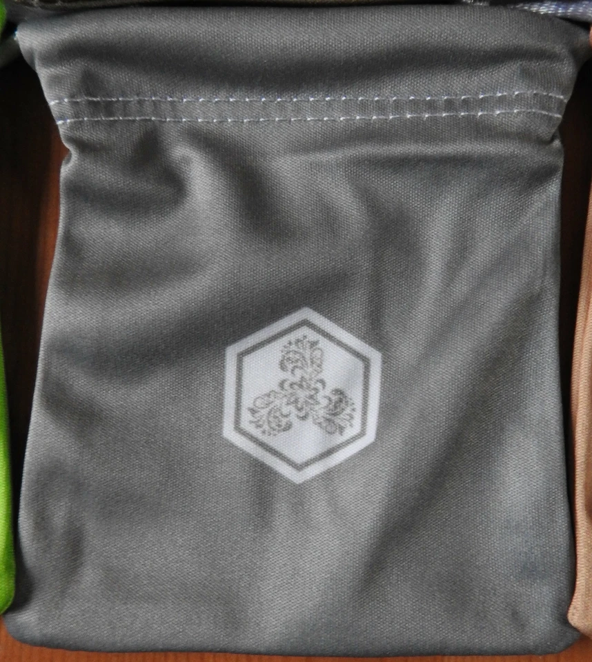 Castles of Burgundy – 7 Tile Bags + 1 Goods Bag | Accessory | New - Image 4 of 4