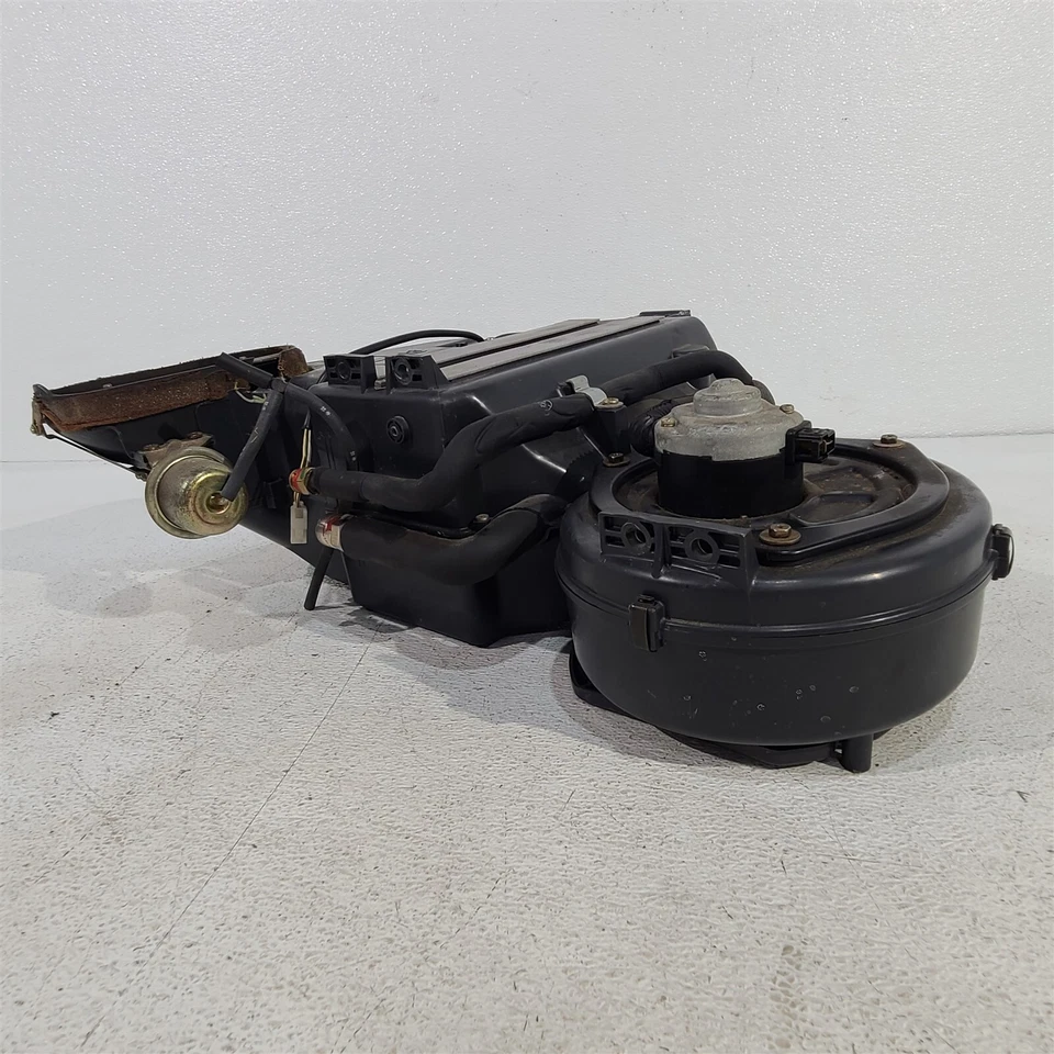 1984 Porsche 944 A/C испаритель коробка с двигателем вентилятора AA7039 - Изображение 3 из 4