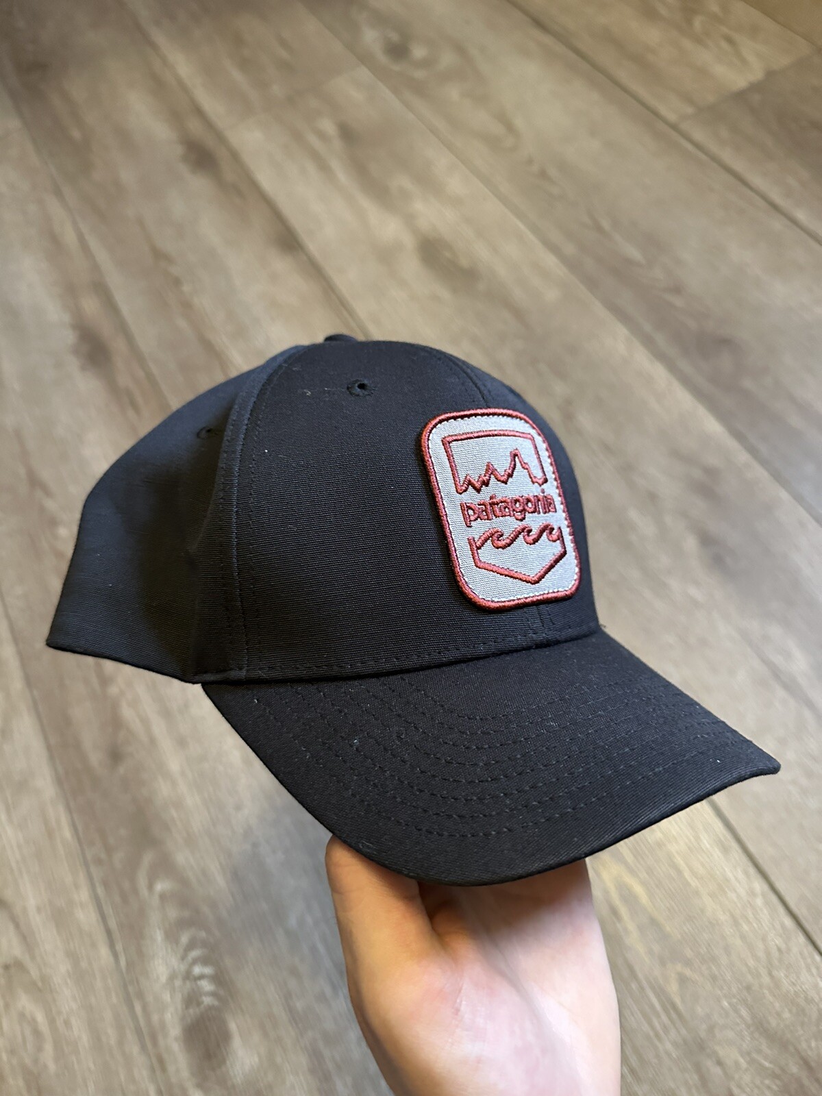 Patagonia Snapback Hat Shield Patch Logo Black Ma… - image 2