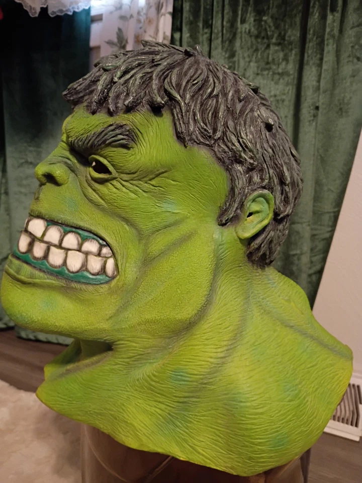 Genuine MARVEL Characters The Hulk Deluxe Full Over The Head Halloween Costume - Image 3 of 4