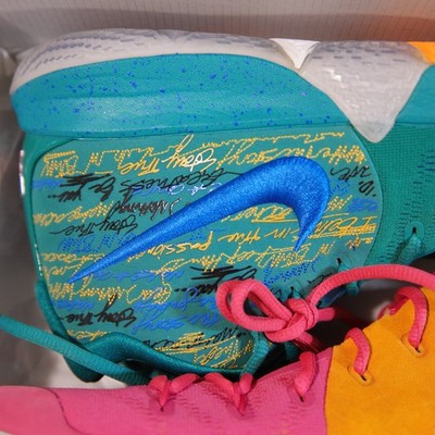 Kyrie 4 NBA 2k18 Size 10 VERY RARE Promo Sample DS BNIB KYRIE IRVING MAVERICKS | eBay