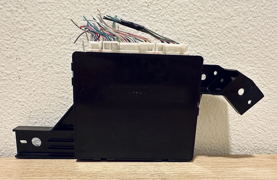 2009-2013 Lexus RX350 Climate Control Amplifier 88650-0E230 OEM - Image 2 of 4