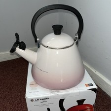 Le Creuset Kone Stove-Top Kettle with Whistle, Suitable for All Hob Types Used 
