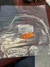 KYMCO MXU700 UXV700i  MXU550i (4X4/IRS) R.COVER GASKET 11394-LKM5-E00 OEM KYMCO