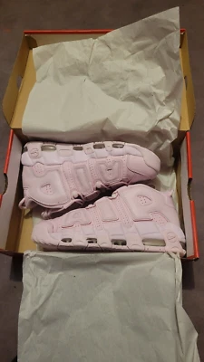 Nike Air More Uptempo Rose Foam Mixte Taille 41 neuf jamais portée - Photo 1/4