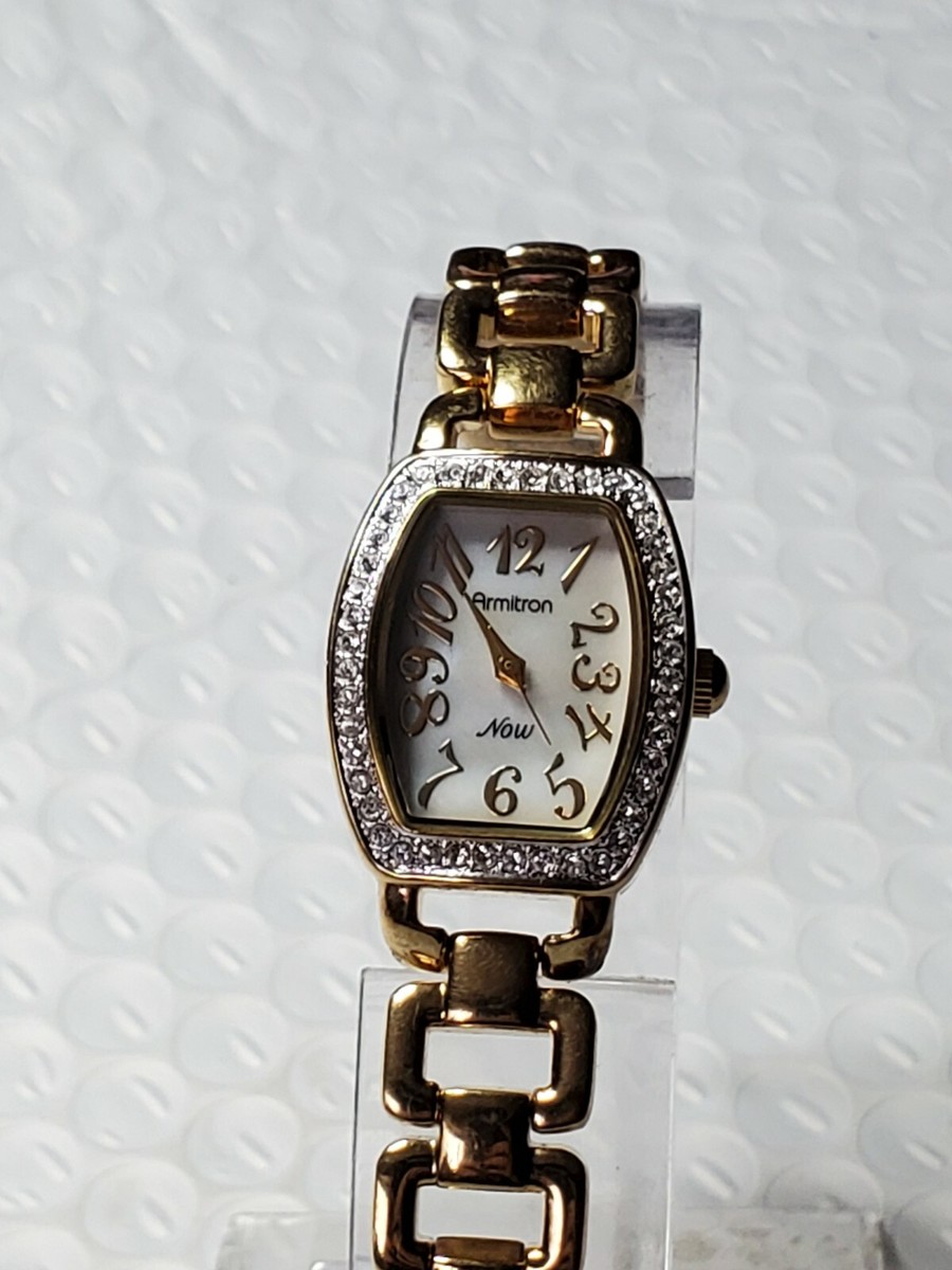Armitron MOP Gold Tone Quartz Watch Leaf Design Band Stainless Steel Back Vtg Armitron Black Hills Gold Watch Women 19mm Sterling Gold  main image 2