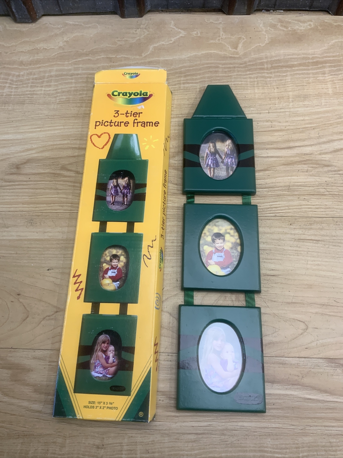 2003 Crayola Crayons Kids 3 Tier Photo Picture Frame Green eBay