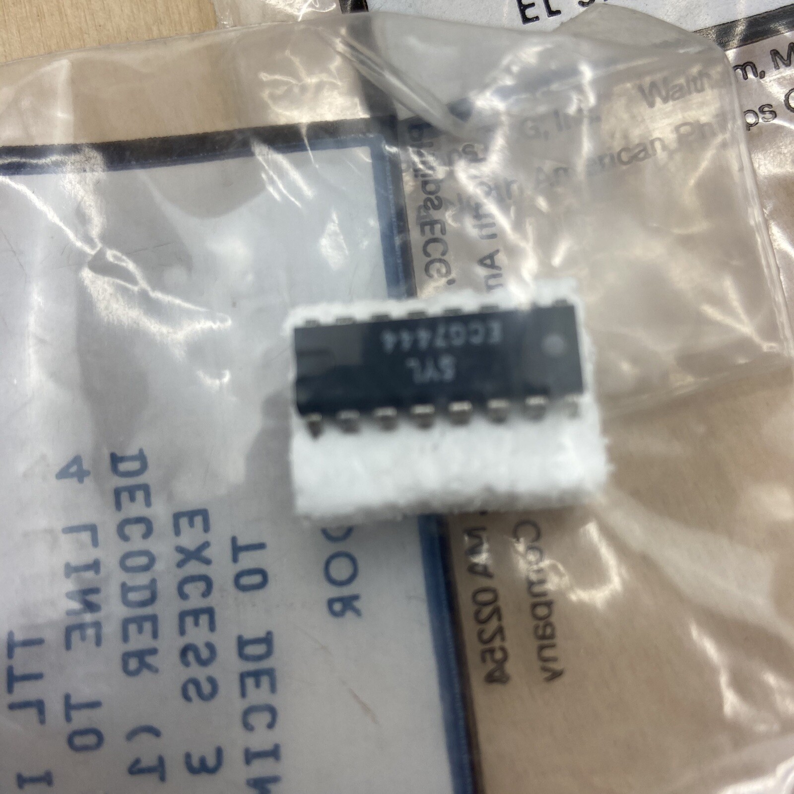 ECG 7444 / NTE7444 IC TTL 4-LINE TO-10-LINE 3-GRAY-TO-DECIMAL DECODER ...