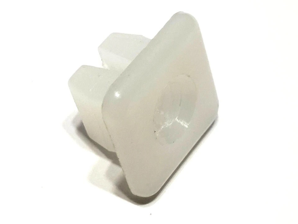 Parachoques delantero trasero Ford soporte matrícula marco pernos y tuercas herrajes 8 piezas RM Foto 3 de 4