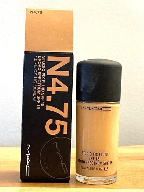 MAC Cosmetics Studio Fix Fluid SPF 15 Foundation