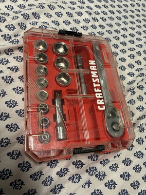 #ad Mechanic’s Tool Lot–Craftsmanamp; Mixed.BrandSocketsRatchetsExtensions–50 Pieces $100.00