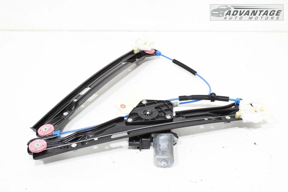 2016-2018 宝马 330E 前右乘客侧车窗调节器带电机原始设备制造商 — 第 3/4 张图片