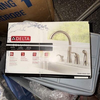 Delta Kitchen Faucet Bellini Kitchen Faucet NIB 11946-SSSD-DST
