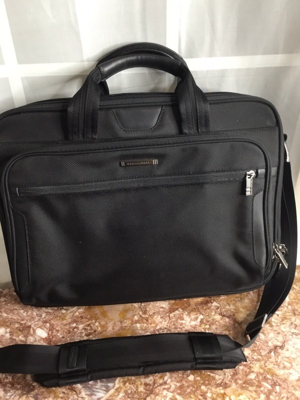 Briggs & Riley KB401-4 Slim Briefcase Laptop 17" Sleeve Traveleare @ Work