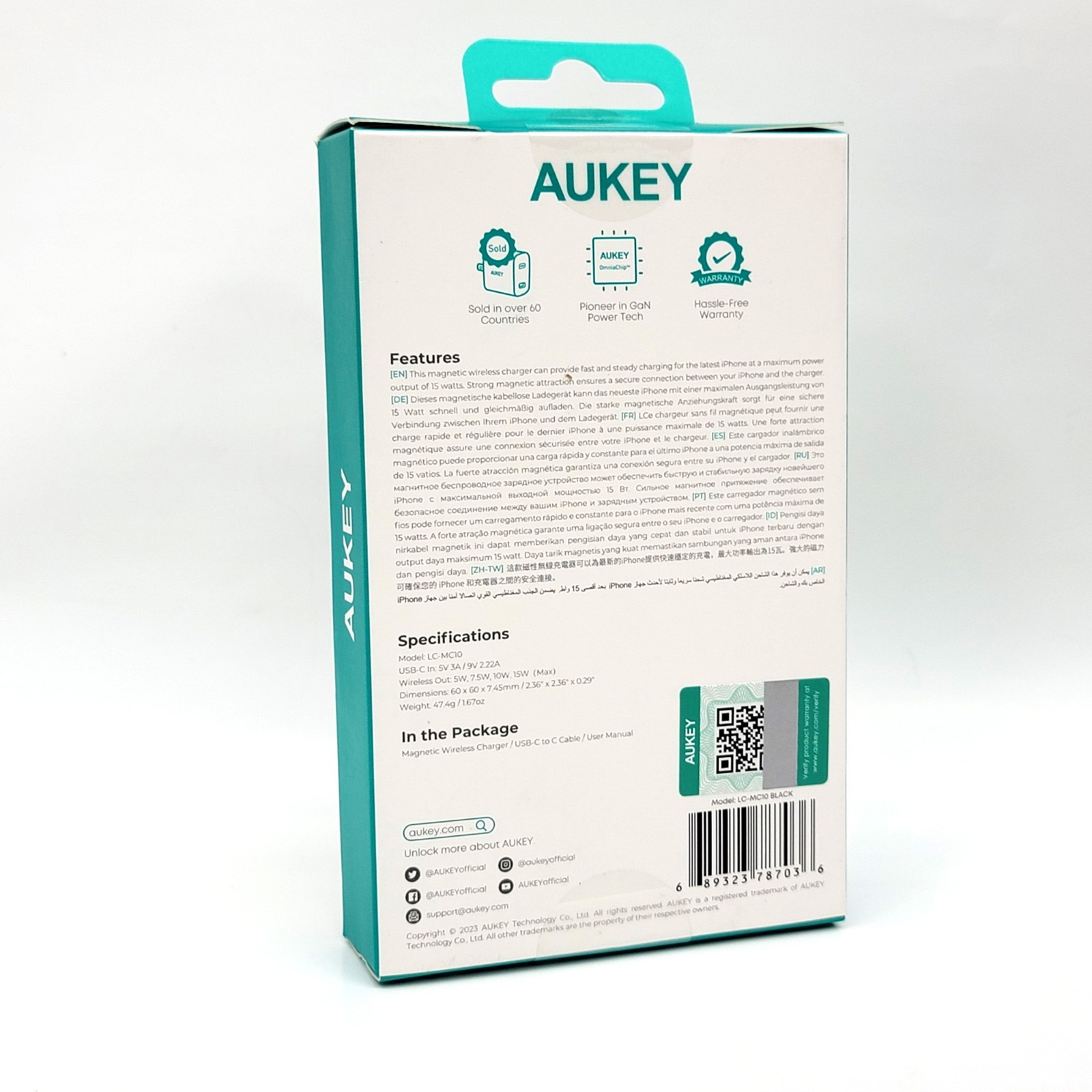 Aukey MagLink Aura Magnetic 15W Fast Wireless Charger with USB-C Cable LC-MC10