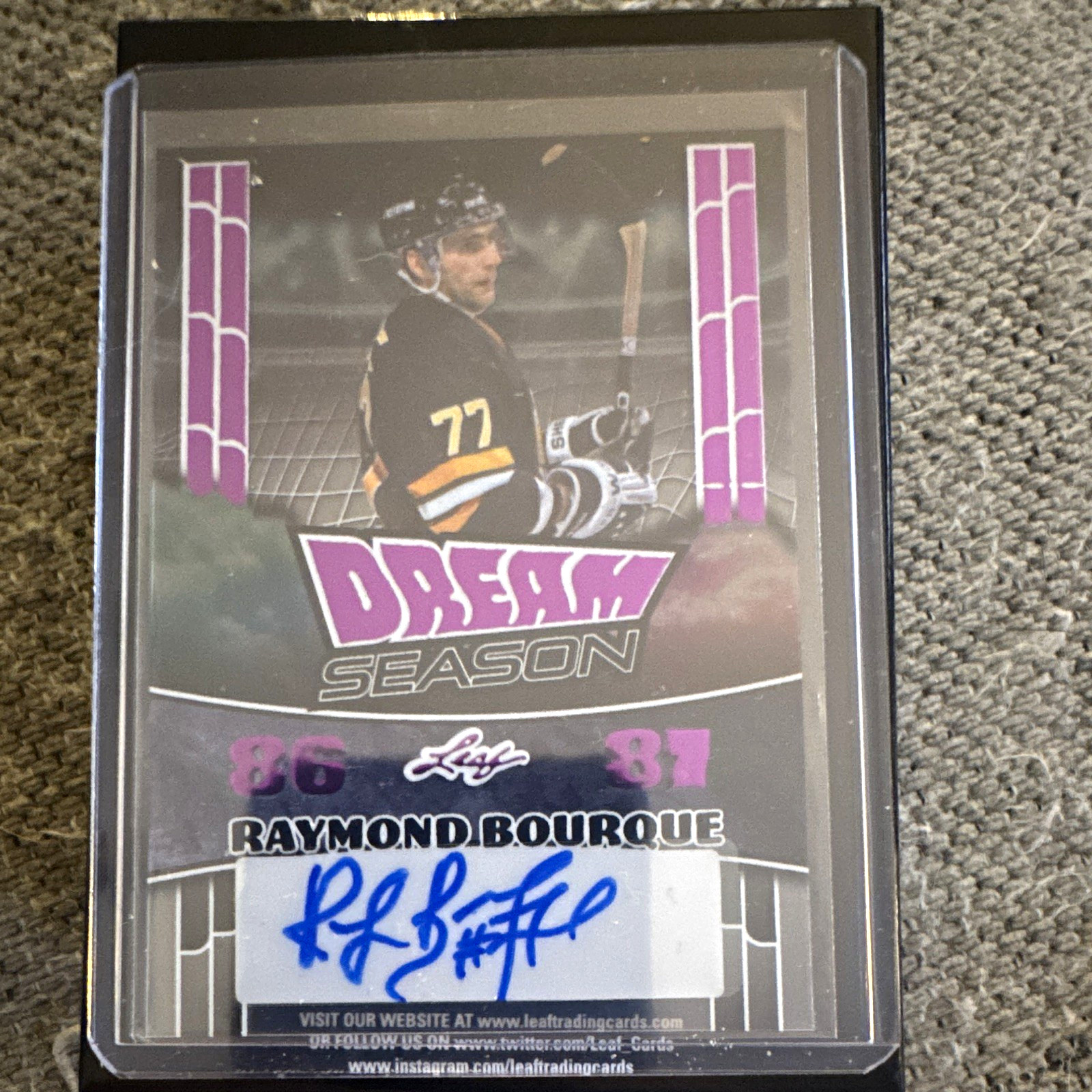 Leaf 2025 Metal Legends Dream Season Pink Prismatic Auto Ray Bourque DS-RB1 /5