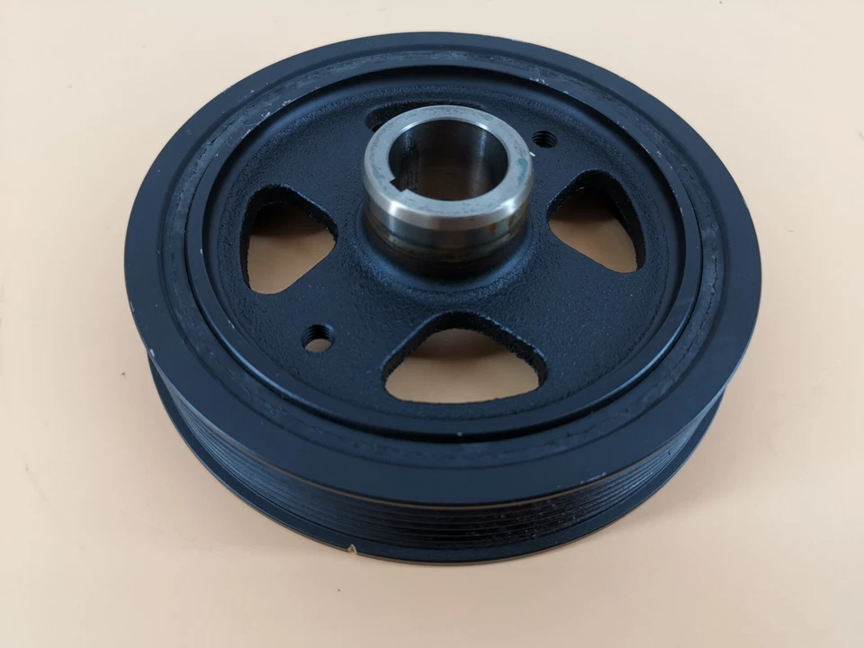 Equilibrador armónico de motor Dorman 685YC51 para Toyota Prius 2012 enchufable 1,8 L L L4 Foto 3 de 4