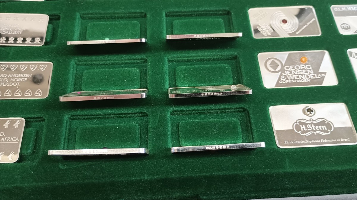 Franklin Mint - The Silver Gem Ingots of The World - 30 Franklin Mint - The Silver Gem Ingots of The World - 30