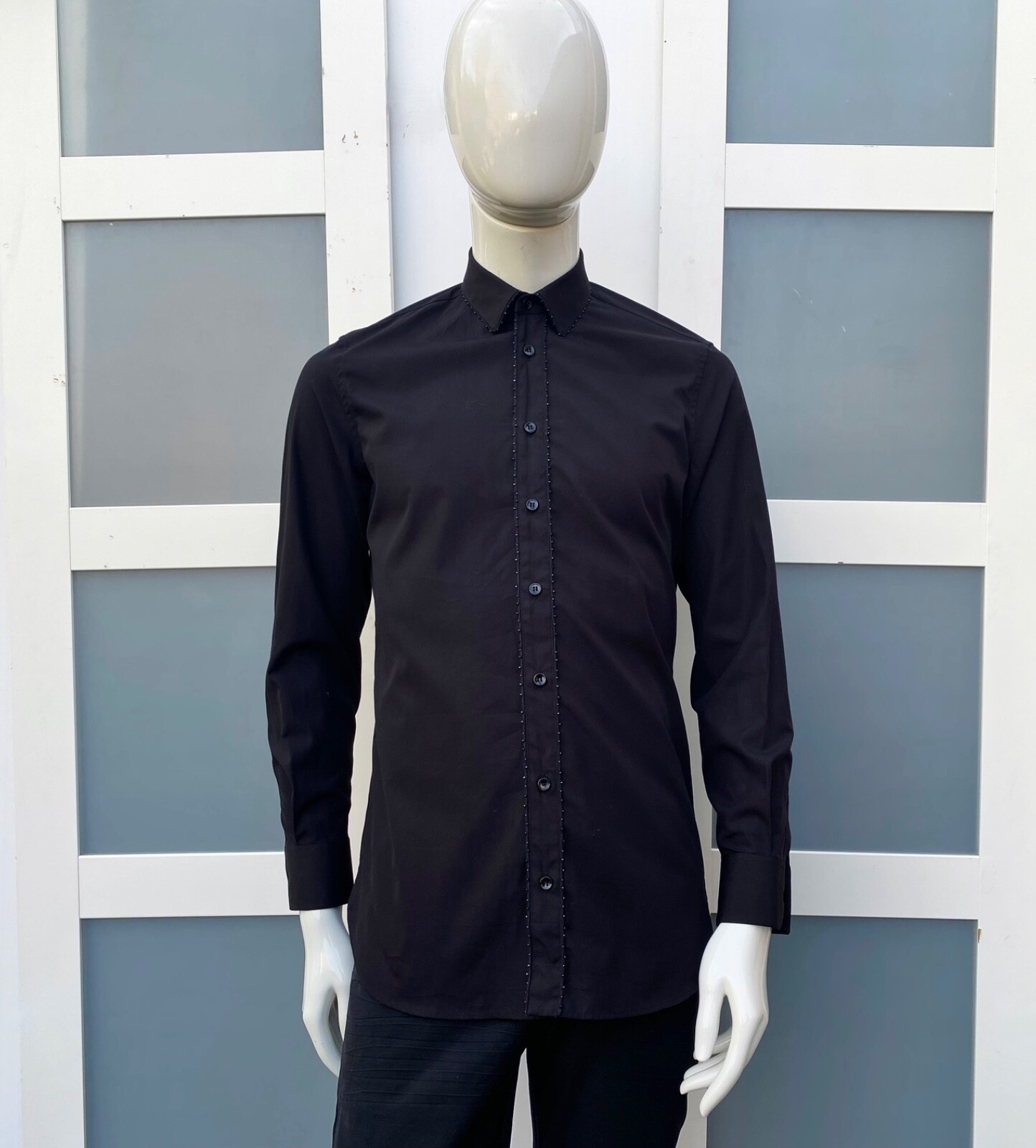 Splendida camicia elegante Saint Laurent AW19 cristallo ricamo popeline colore nero