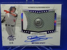 2019 Leaf Trinity Phillies Jersey Patch BUTTON Bryson Stott Auto Purple 2/5