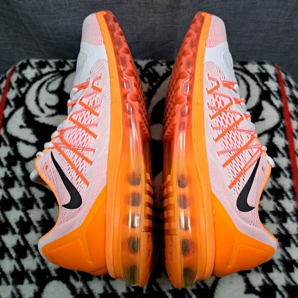 Nike AirMax Size 12 Men White Bright Citrus 698902-102 RARE Nike AirMax Size 12 Men White Bright Citrus 698902-102 RARE