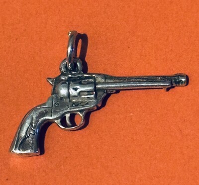 James Avery Retired RARE Hard To Find Six Shooter Gun Revolver