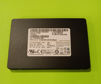 SAMSUNG PM781a - 512GB 2.5