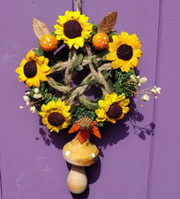 Sonnenblumen Pentakel Kranz - Fliegenpilz Dekoration - Wicca Fee Türhänger
