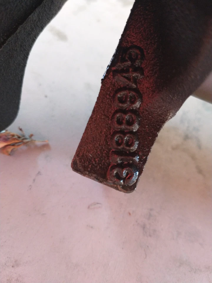 Cigüeñal de tierra AMC 232 Foto 4 de 4