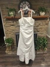 Davids Bridal Wedding Dress With Bag And Fluffer Skirt Size 12 Medium White