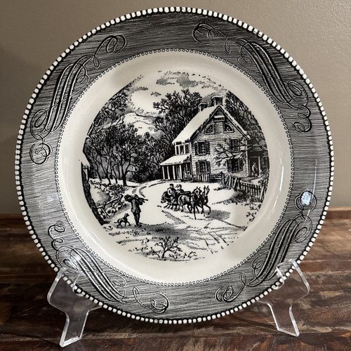 ROYAL CHINA JEANNETTE  CURRIER & IVES BLACK TRANSFER SLEIGH RIDE PIE DISH 
