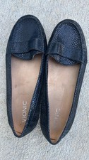 Vionic Larrun  Loafers Sz 9 Black Snakeskin P...