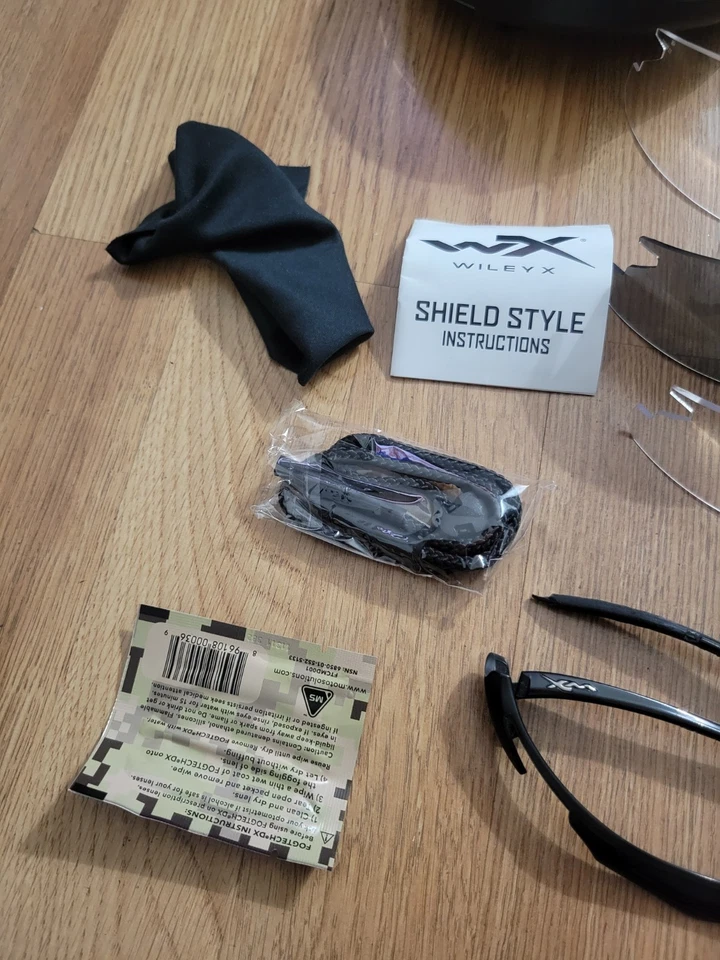 GAFAS DE SOL WILEY X VAPOR IRROMPIBLES + LENTES TRANSPARENTES WX Z87 + Nuevas Foto 4 de 4