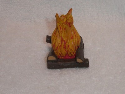 Breyer Reeves Dollhouse Accessory Camping Camp Fire Wood 