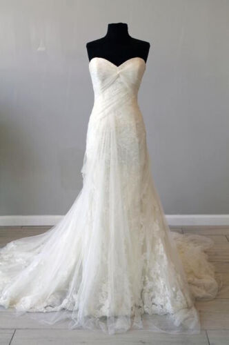 Blue by Enzoani Dayton Wedding Dress 12 Lace Tulle Ivory Romantic Dramatic Train - Picture 4 of 18