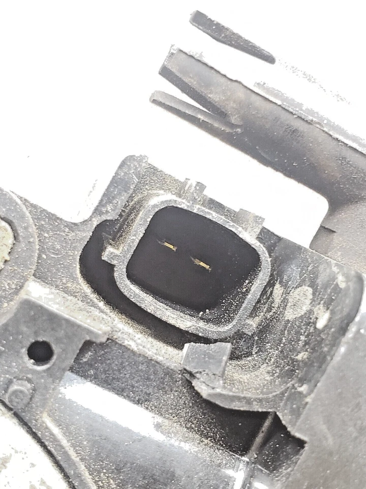 Nissan Máxima 2000-2003 motor ventana pasajero trasero derecho OEM Foto 3 de 4