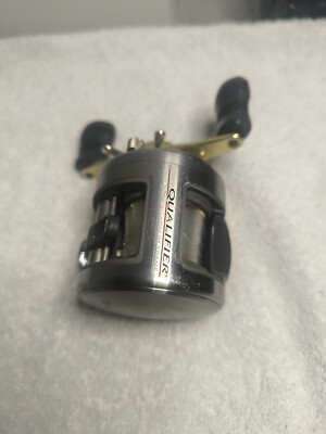 bass pro shops pro qualifier baitcast reel USED