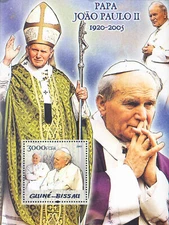 W GUINEA-BISSAU Y2005 (08) POPE OHN PAUL II BEATIFICATION SOUVENIR SHEET