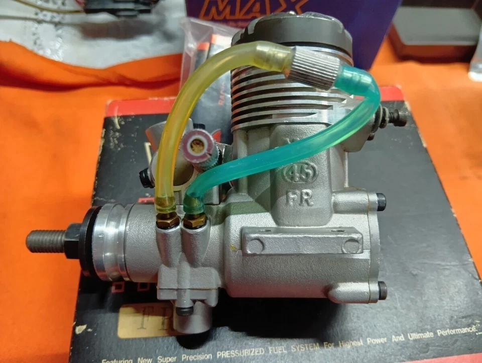 YS 45-F.R 7.45cc Rear Exhaust 2 Cycle Glow Engine for R/C Airplane Excellent - Image 4 of 4