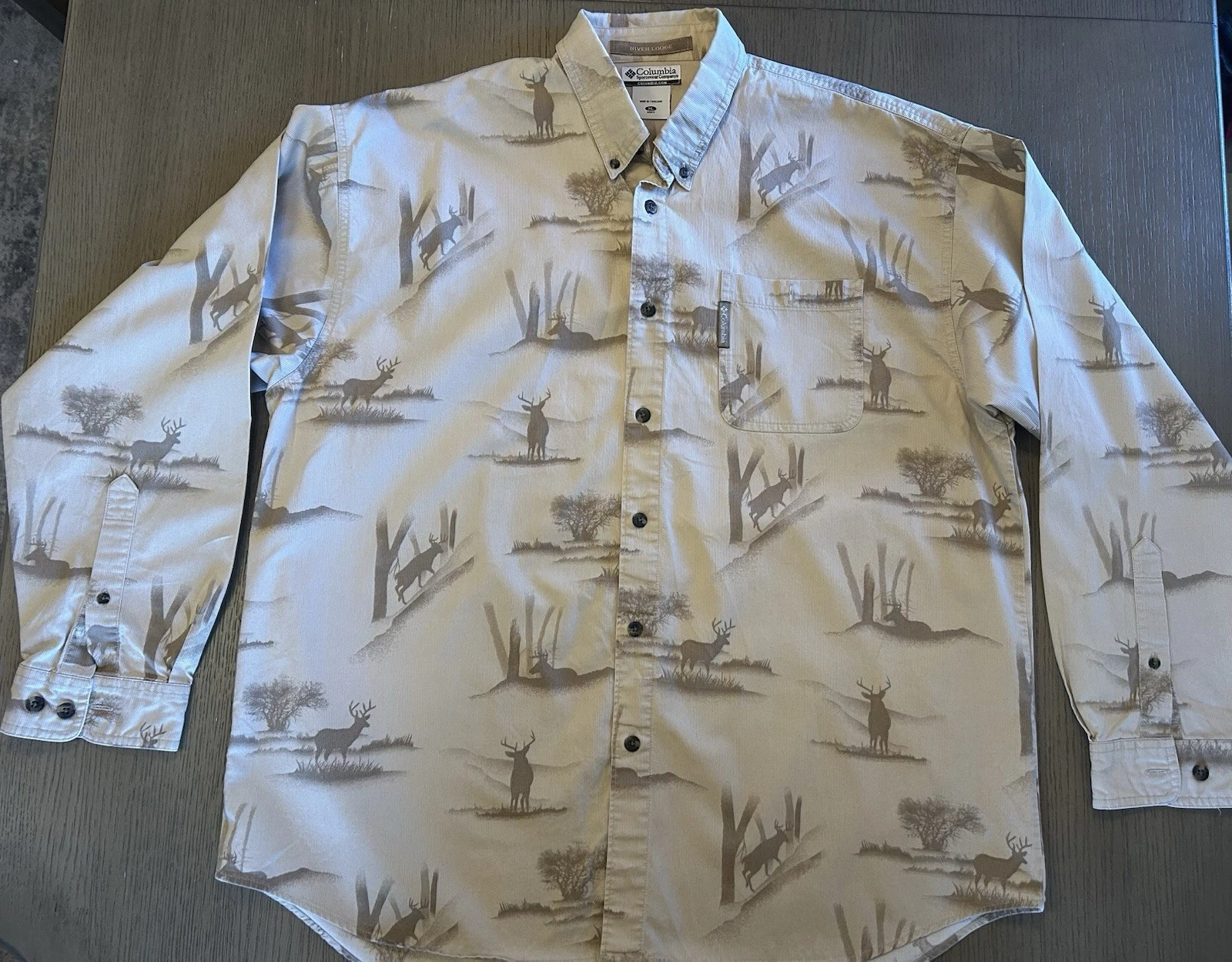 Columbia Men's Long Sleeve Shirt XL All Over Print Deer Buck Button Down Tan