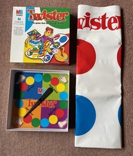 MB Games Twister Game Vintage 1999 Fun Party Game in Very Good Clean Condition!