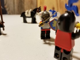 LEGO Castle: Jousting Knights (6021) 100% complete with instructions