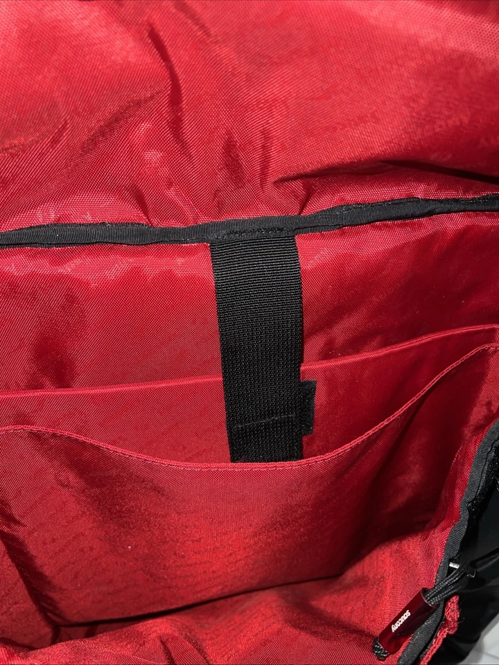 Mochila mensajera Saucony pesada al aire libre ciclismo senderismo negra 20” X 18” con 3M Foto 4 de 4