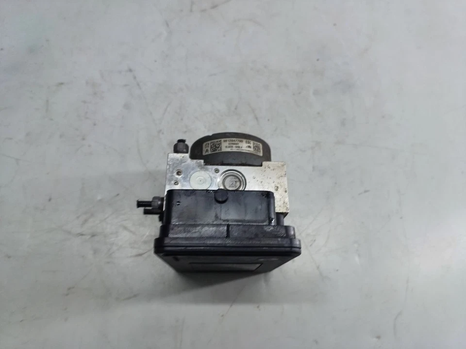 PEUGEOT 208 1.2 PETROL 2013 ABS Pump Modulator Control Unit 9812847780 - Image 4 of 4